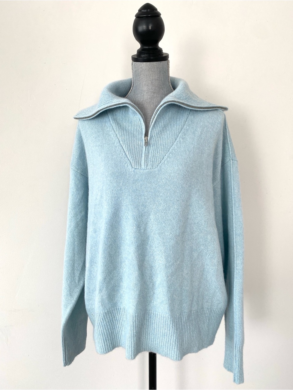 C by Bloomingdale's Light Teal Blue Cashmere Sweater XL Half Zip Quiet Luxury - Picture 2 of 9